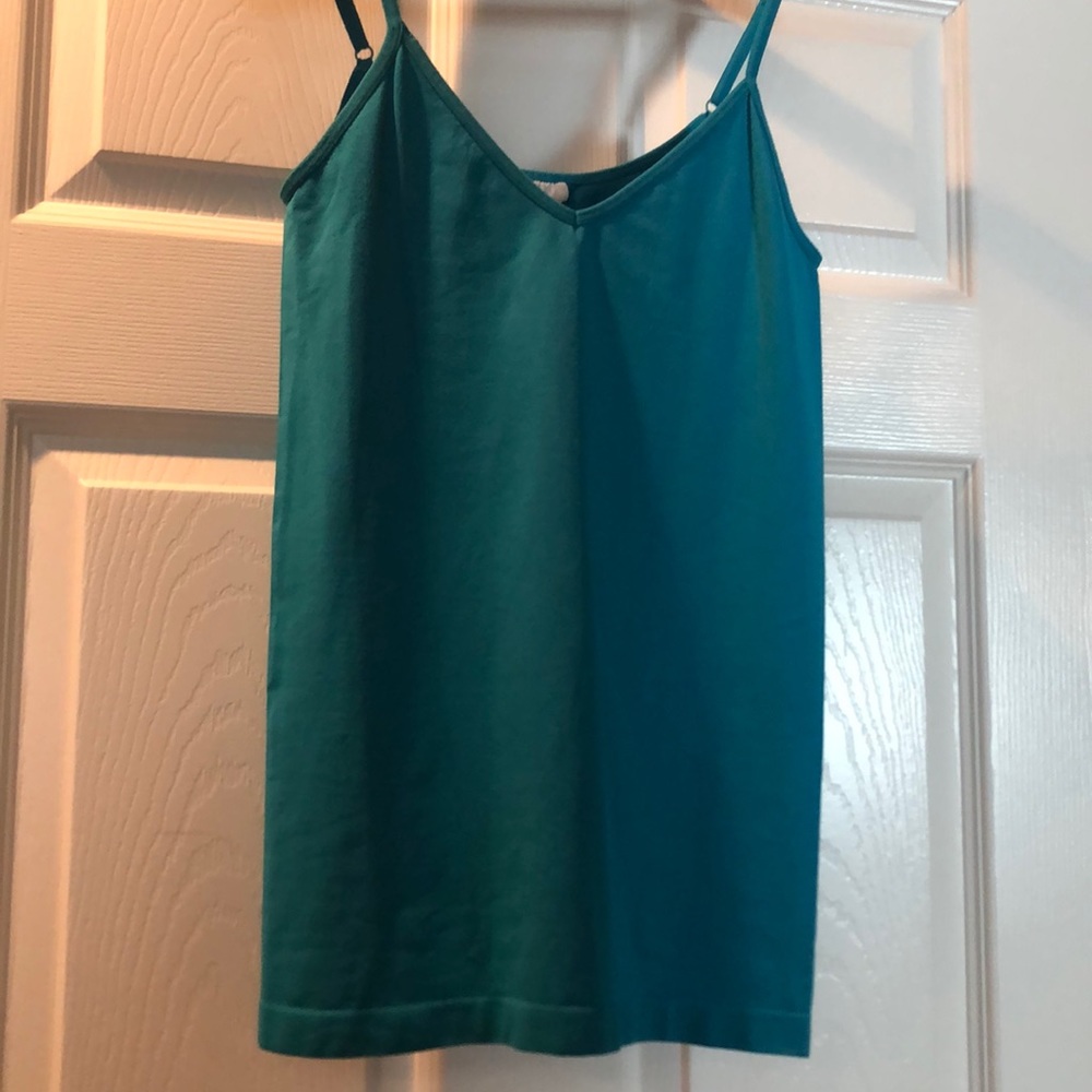 Tank top - Picture 2 of 3